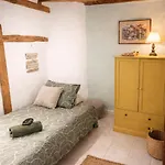 Tranquille Vienne A Dept Charente Holiday home *