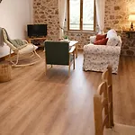 Tranquille Vienne A Dept Charente