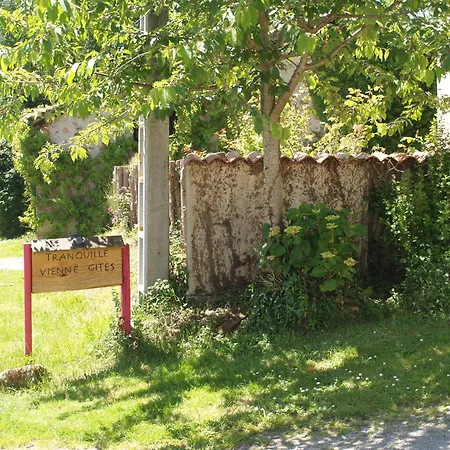 Tranquille Vienne A Dept Charente *