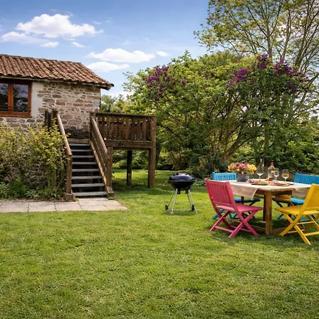 Holiday home Tranquille Vienne A Dept Charente *
