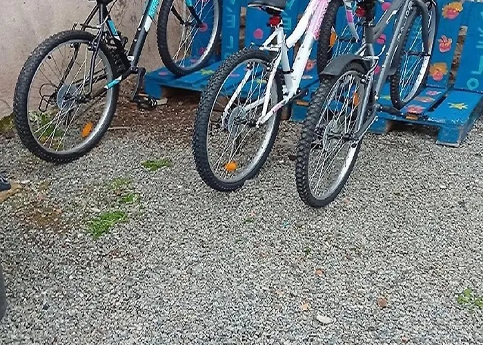 Tranquille Vienne A Dept Charente