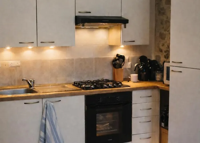 Tranquille Vienne A Dept Charente *