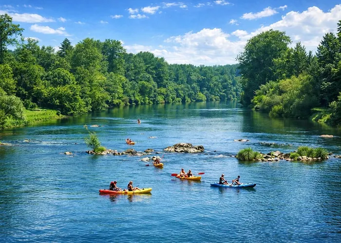 Tranquille Vienne A Dept Charente Hébergement de vacances *